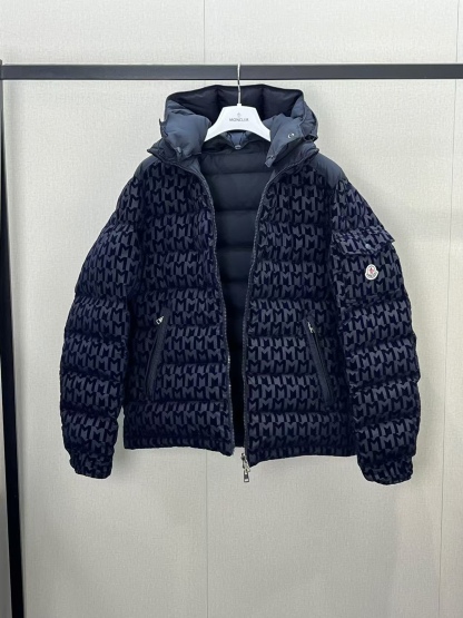 モンクレール「Moncler」マットマヤ リバーシブル ショートダウンジャケット