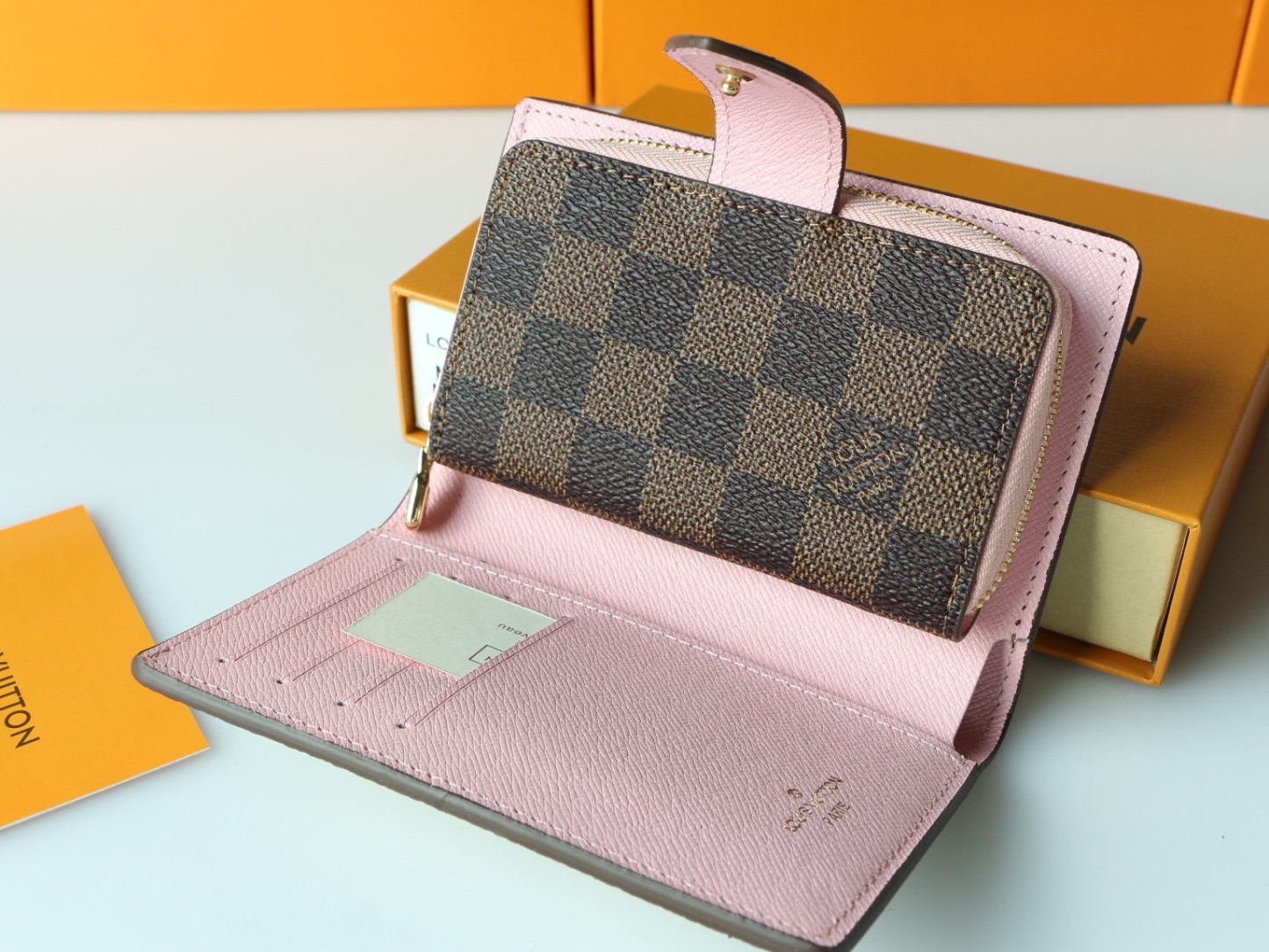 ルイ・ヴィトン「Louis Vuitton」ポルトフォイユジュリエット