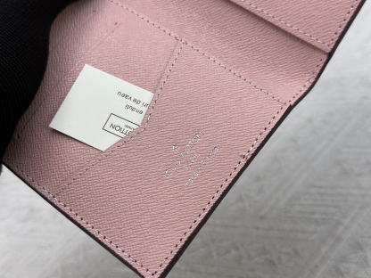 ルイ・ヴィトン「Louis Vuitton」折り財布