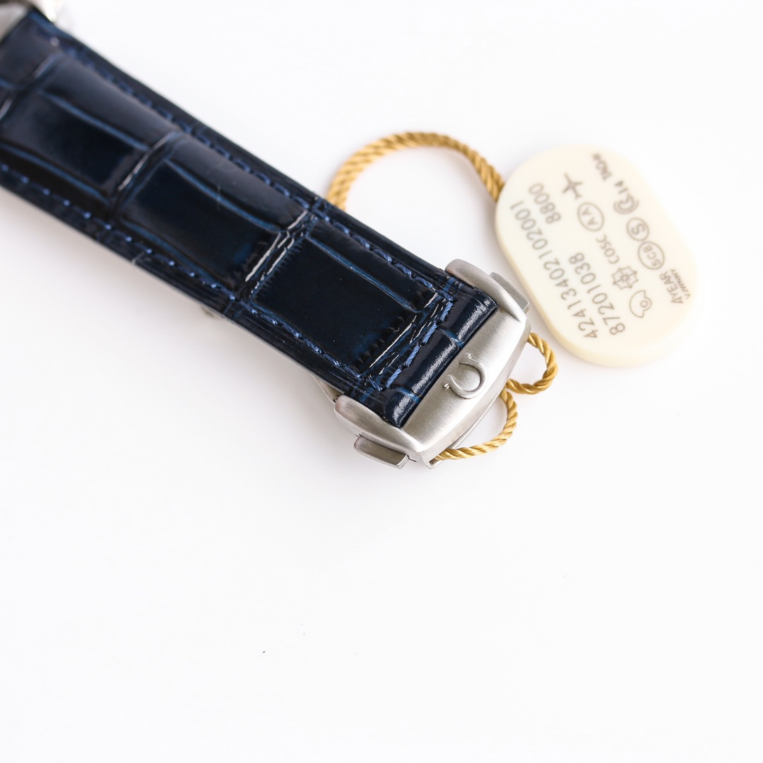 オメガ「Omega」Aqua Terra GMT 150M 41 mm