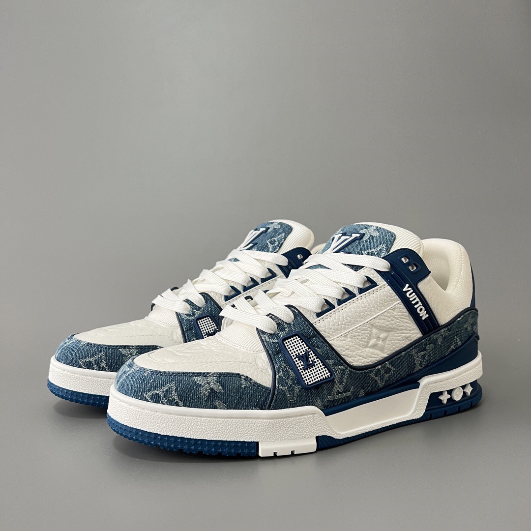 大人気 ！LOUIS VUITTON TRAINER SNEAKER トレイナーライン スニーカー
