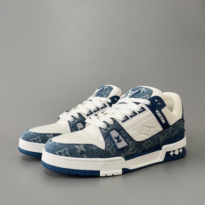 大人気 ！LOUIS VUITTON TRAINER SNEAKER トレイナーライン スニーカー