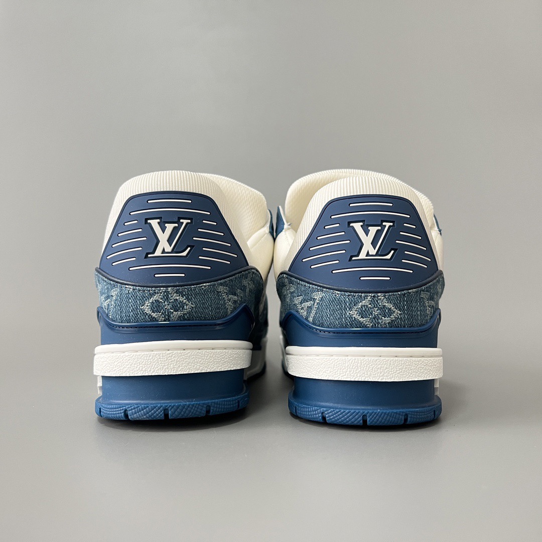 大人気 ！LOUIS VUITTON TRAINER SNEAKER トレイナーライン スニーカー