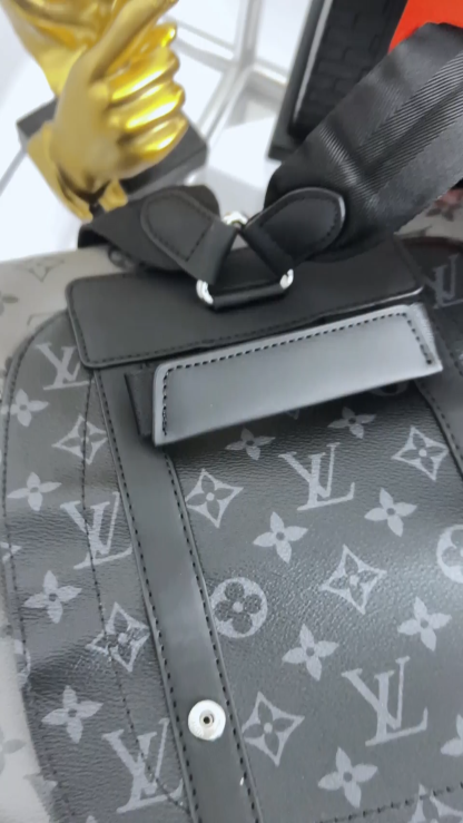 ルイ・ヴィトン「Louis Vuitton」MontsourisMMリュックサック