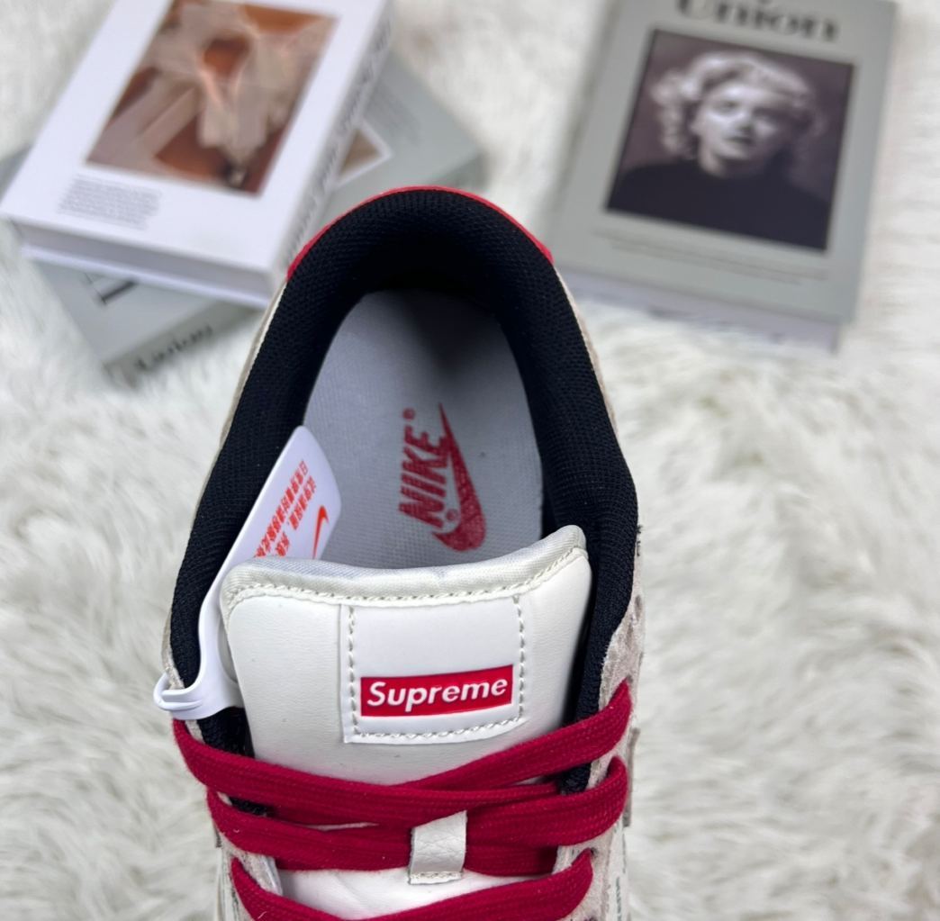 ナイキ「Nike」LV x NIKEコラボレーション SBダンク ロー カジュアルスニーカー