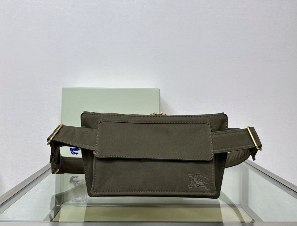 バーバリー「Burberry」