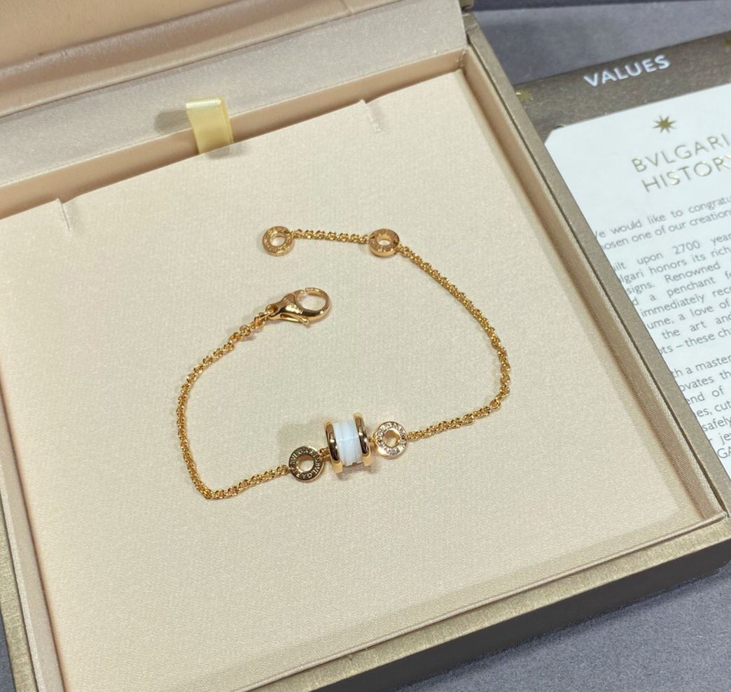 ブルガリ「Bvlgari」CNCトランペットセラミックブレスレット
