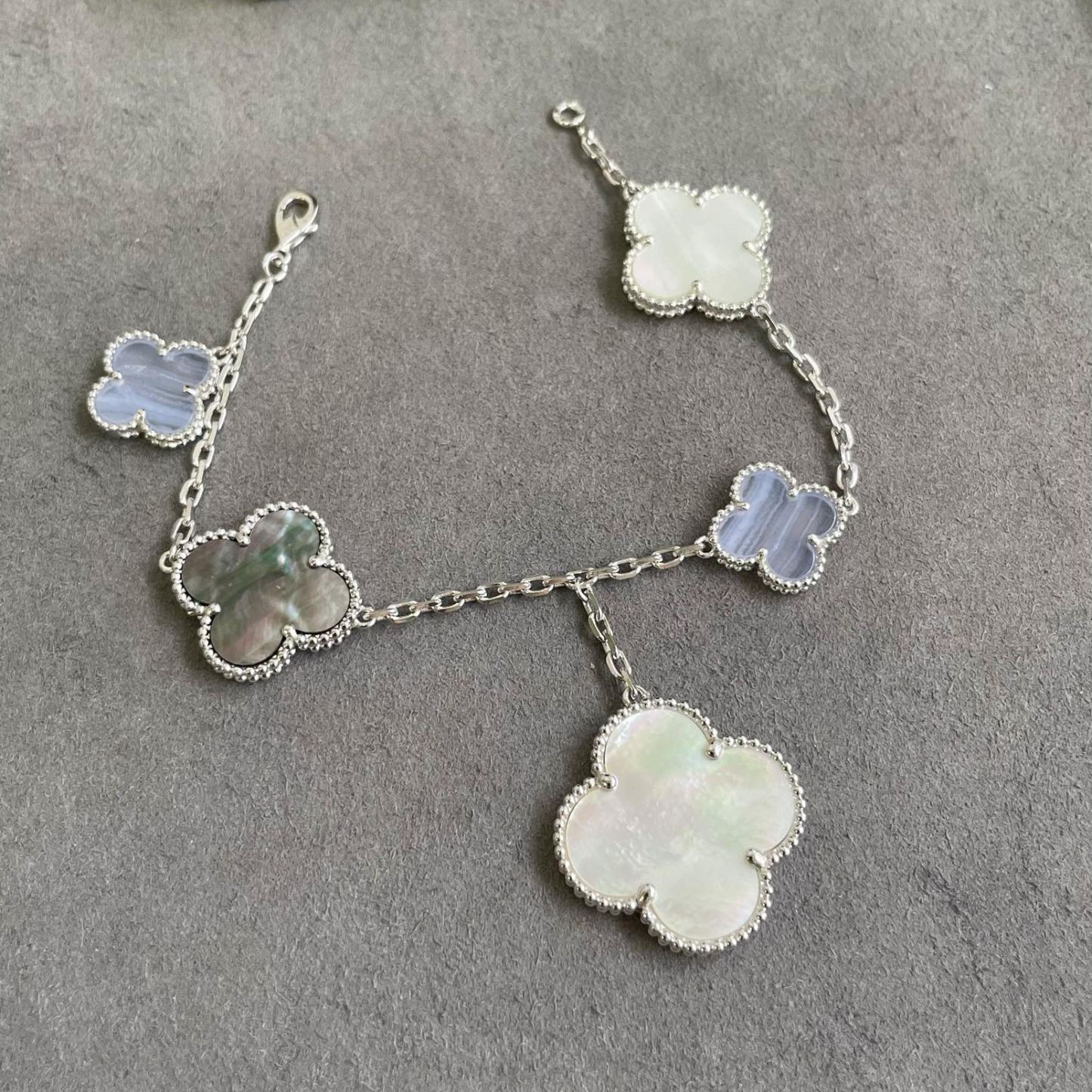 ヴァン クリーフ＆アーペル「Van Cleef & Arpels」