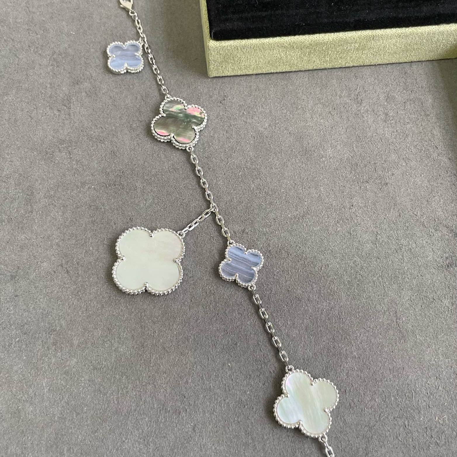 ヴァン クリーフ＆アーペル「Van Cleef & Arpels」