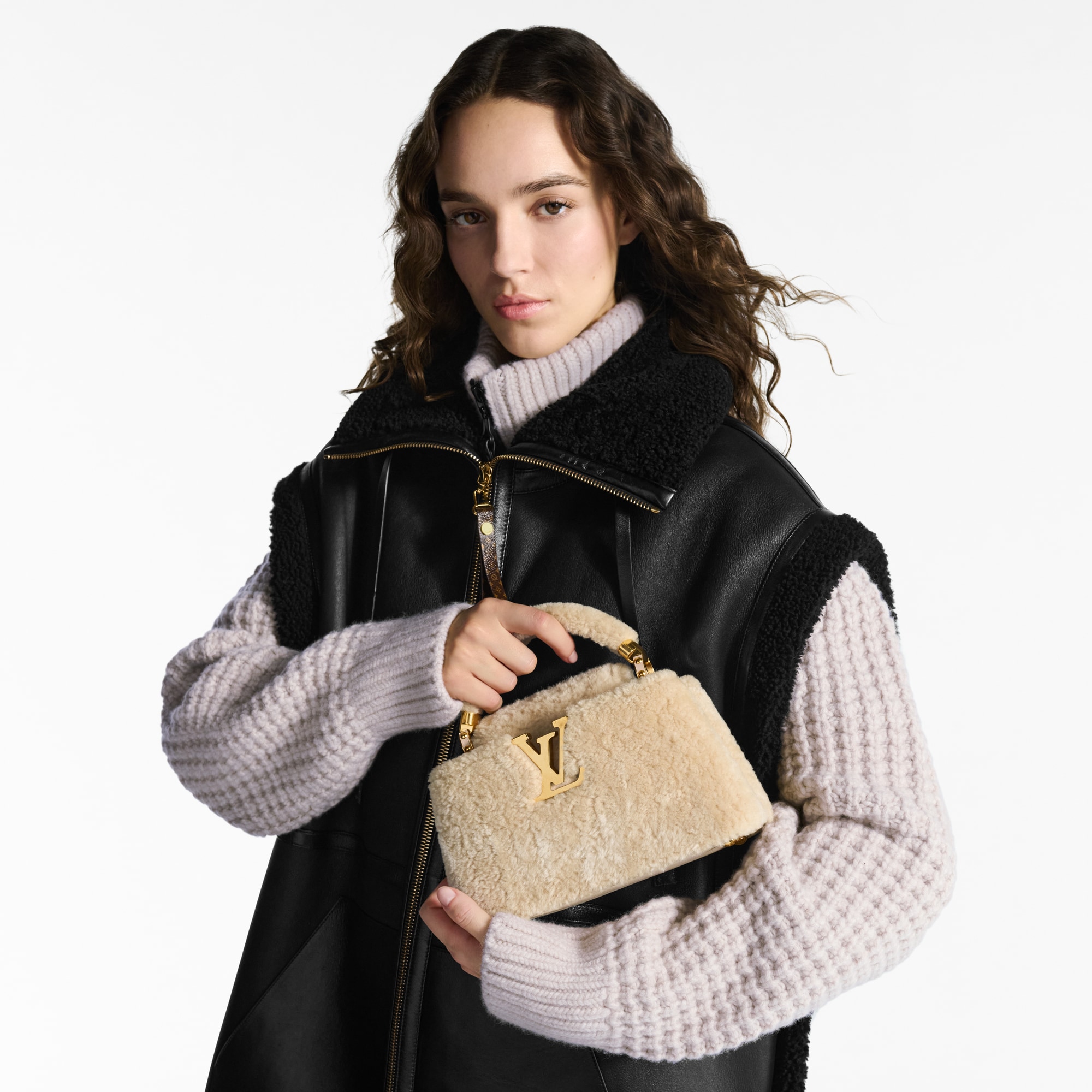 ルイ・ヴィトン「Louis Vuitton」カプシーヌ EW MINI