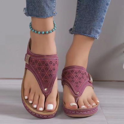 Hollow Out Wedge Flip Flops