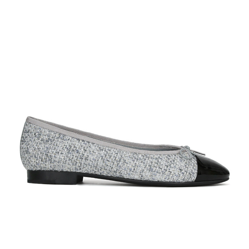 Comfortable Round Cap Toe Leather Ballet Flat