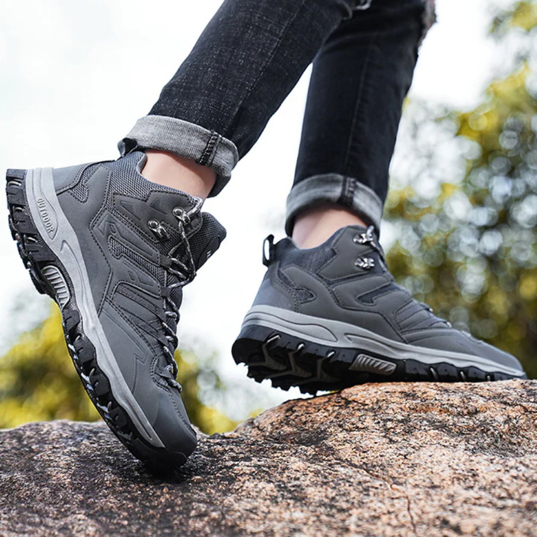 Lightweight Hiking Orthopedic Outdoor Boots with Cushioned Soles