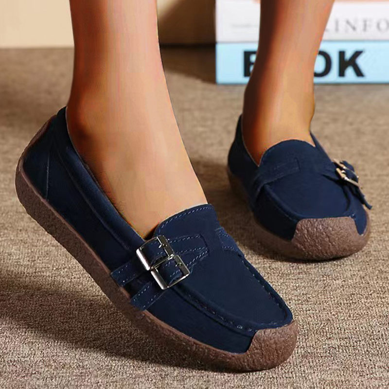 Unleash Your Style with Leather Flat-bottomed Casual Shoes