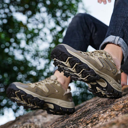 Lightweight Hiking Shoes (Unisex)