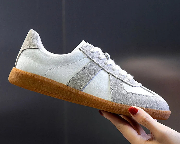 Women's White Leather Low Top Sneakers Shoes