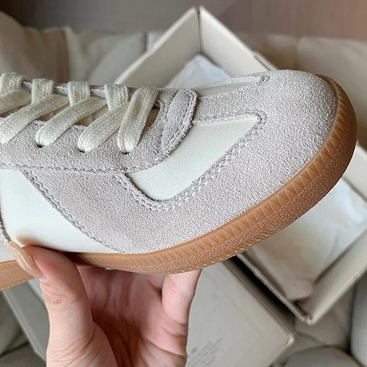 Women's White Leather Low Top Sneakers Shoes
