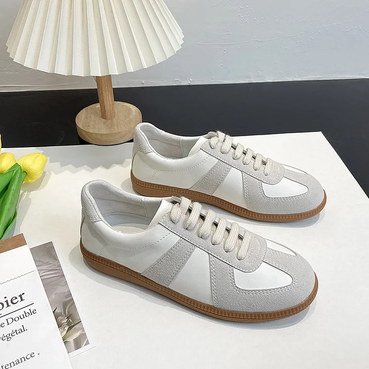 Women's White Leather Low Top Sneakers Shoes