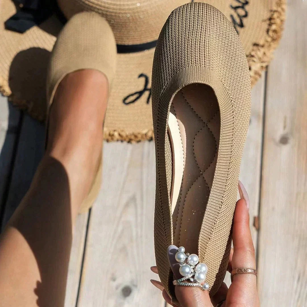 Slip-on orthopedic shoes