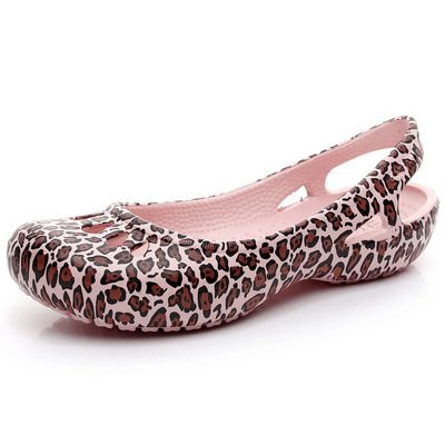 Women Clogs Jelly Beach Sandals Waterproof Anti Slip Nursing Shoes