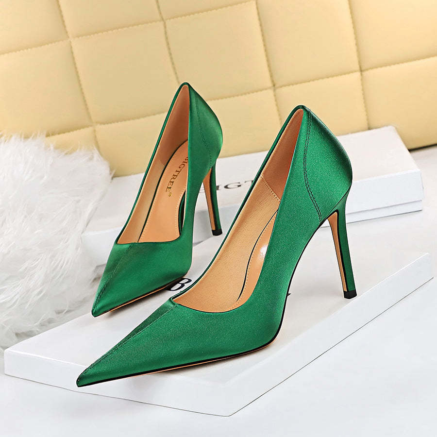 Retro Stiletto-heeled Satin Shallow Pointed Shoes