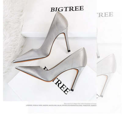 Retro Stiletto-heeled Satin Shallow Pointed Shoes