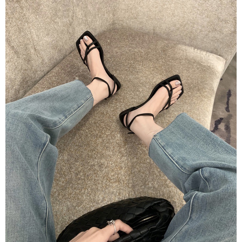 Women's Comfortable Strappy Flat Sandal