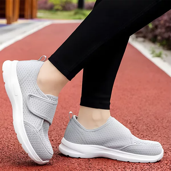 Orthopedic Shoes for Swollen Feet