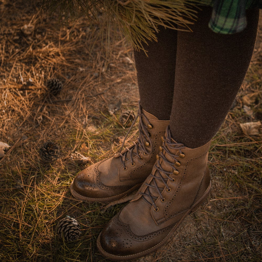 Handmade Wingtip Shoes Leather Martin Boots Block Carving Brogue Ankle Boot For Women