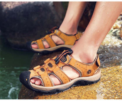 Ergonomic Men's Sandals for Pain Relief