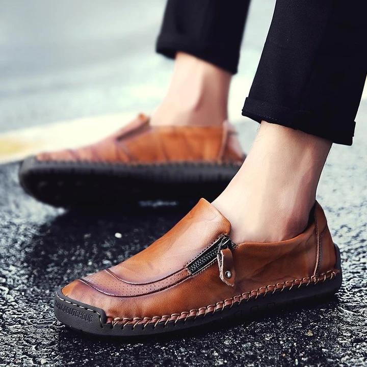 Men Hand Stitching Zipper Slip-ons Leather Shoes