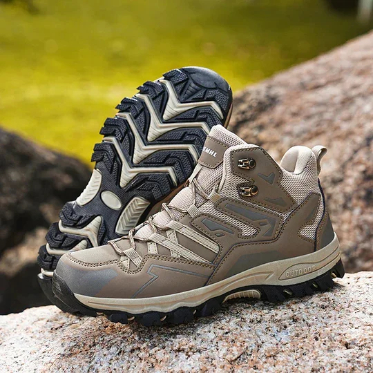 Lightweight Orthopaedic Outdoor & Hiking Boots With Cushioning Sole