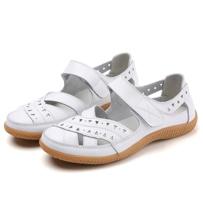 Elevate Your Style with Sports Casual Flat Sandals