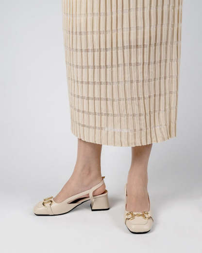 Classic Metal Buckle Slingback Low-Heel Chunky Heels Sandals