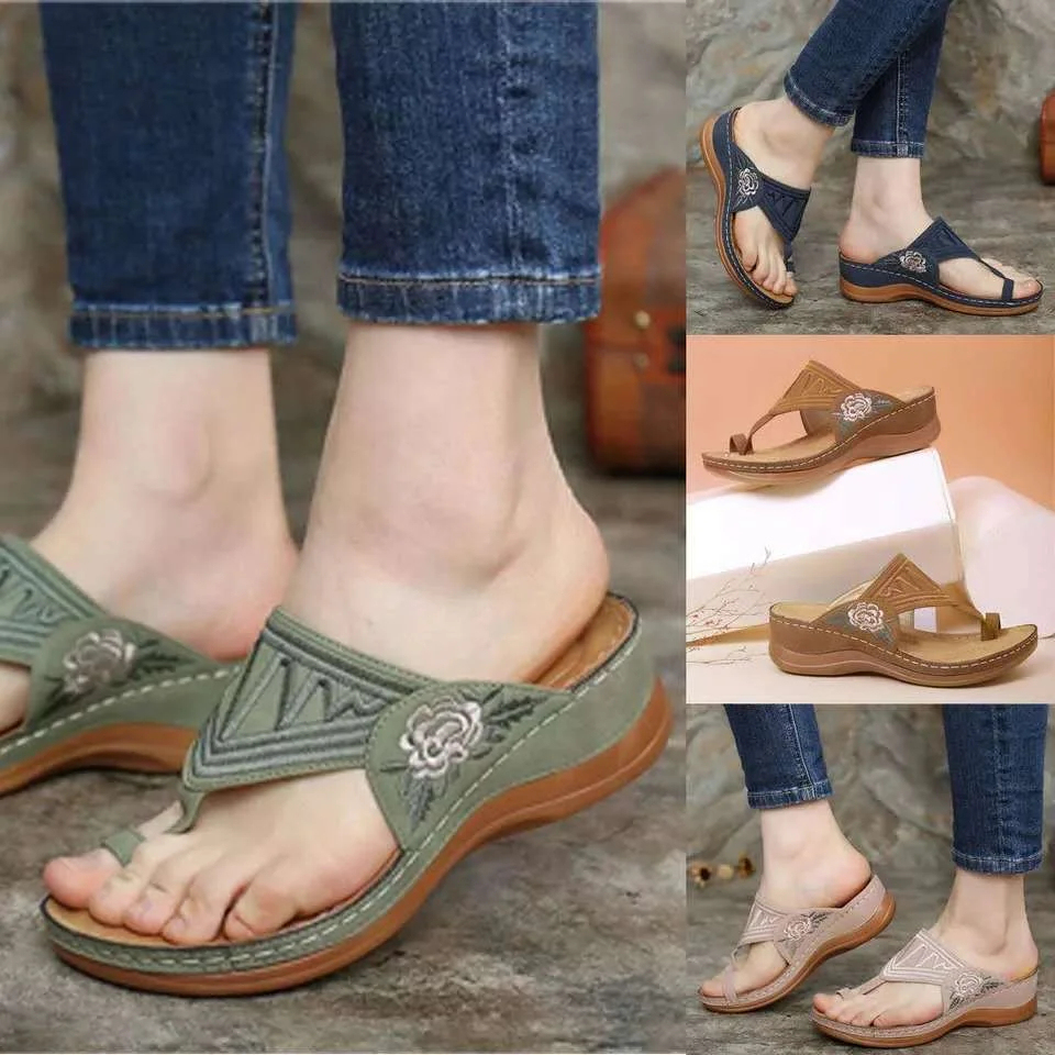Women's Embroidered Comfortable Flip Flop Sandals