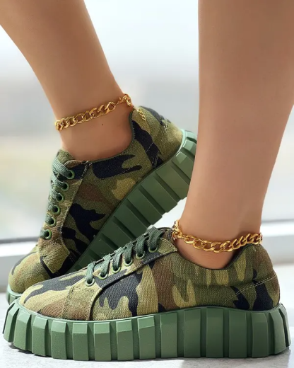 Camouflage Print Platform Lace-up Canvas Sneakers
