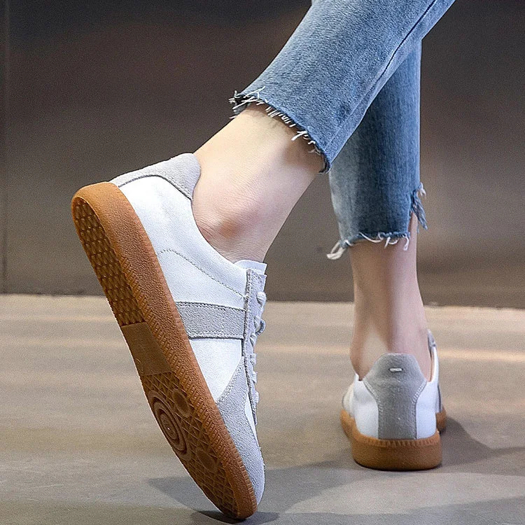 Women's White Leather Low Top Sneakers Shoes