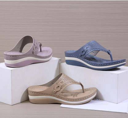 Lightweight Vintage Massage Flip-Flops