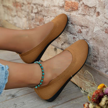 Slip-on orthopedic shoes