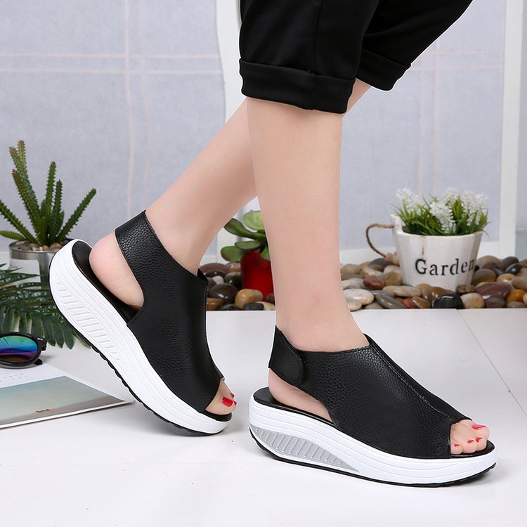 Comfy Slip-On Sandal Platform Shoes