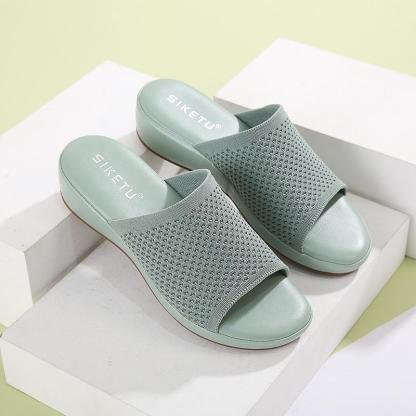 Women's Flyknit Soft Wedge Sandals