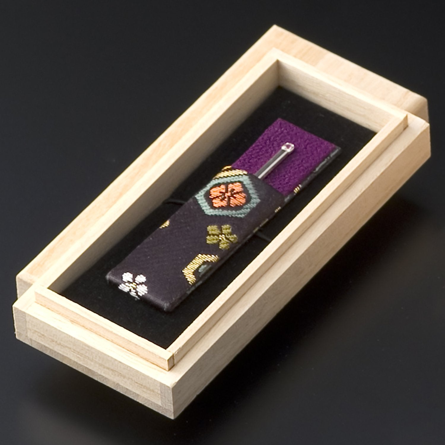 銀の爪楊枝　桃