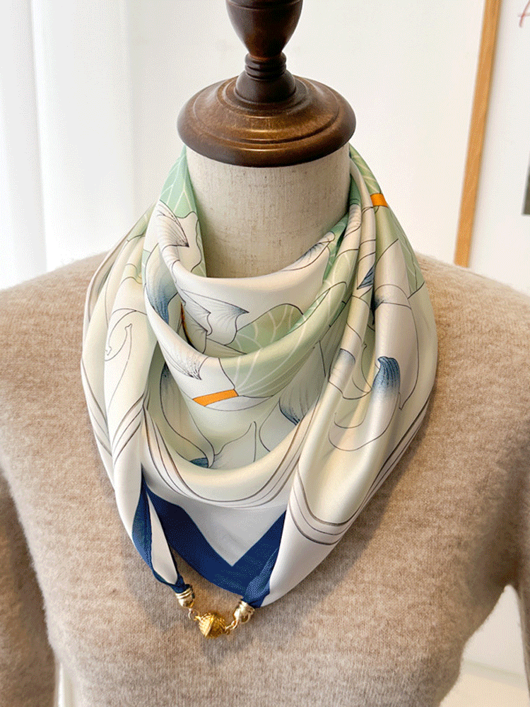 超高級範兒的磁吸扣小圍巾，保暖又好看的，通勤知性搭配穿搭，精致時尚，防風防寒