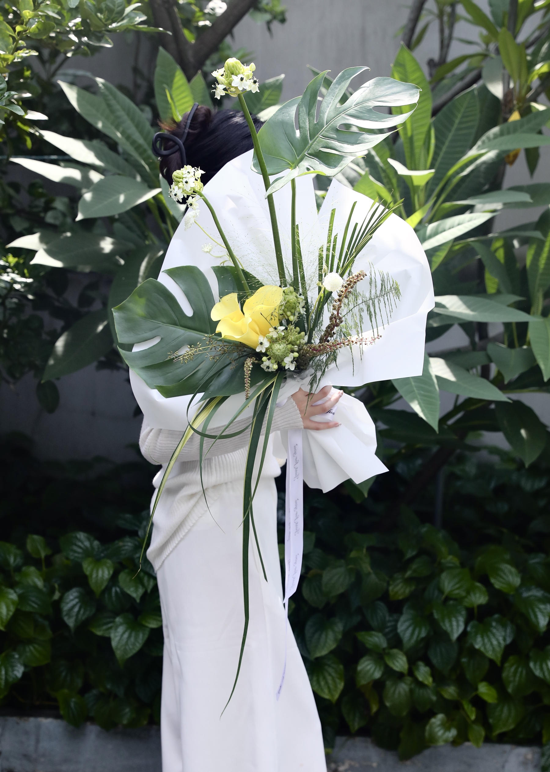 Green Forest Yellow Calla Lily Bouquet