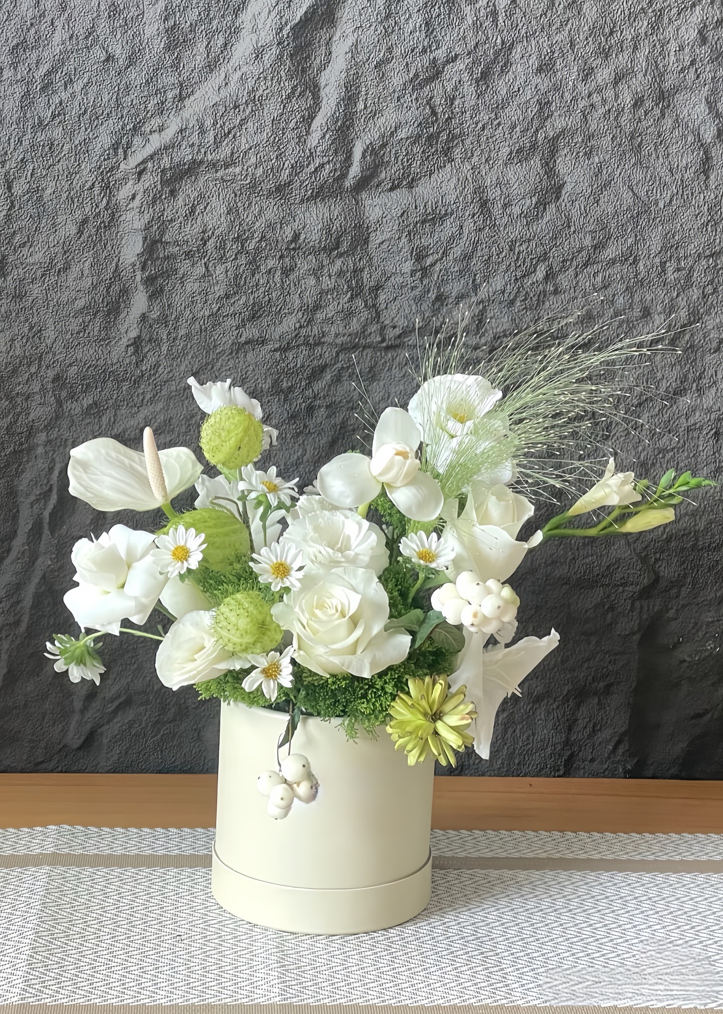 White Green Serenity