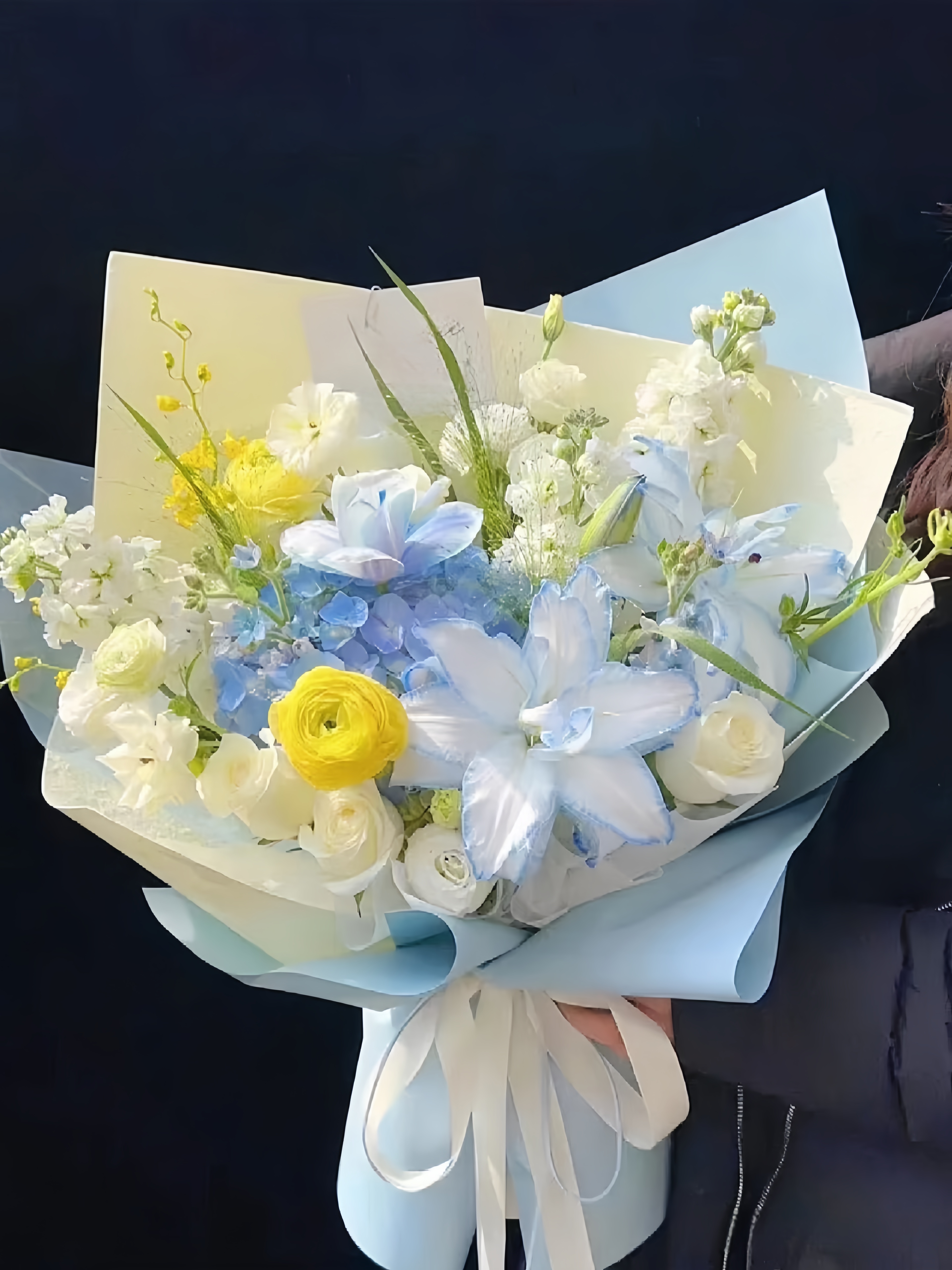 Blue Yellow Radiance Bouquet