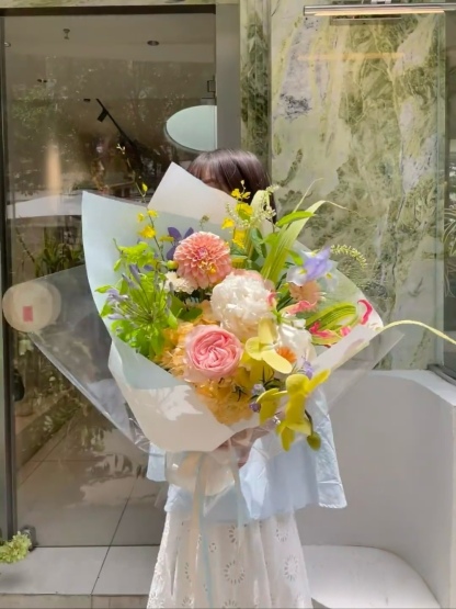 Spring Color Floral Rhyme Bouquet