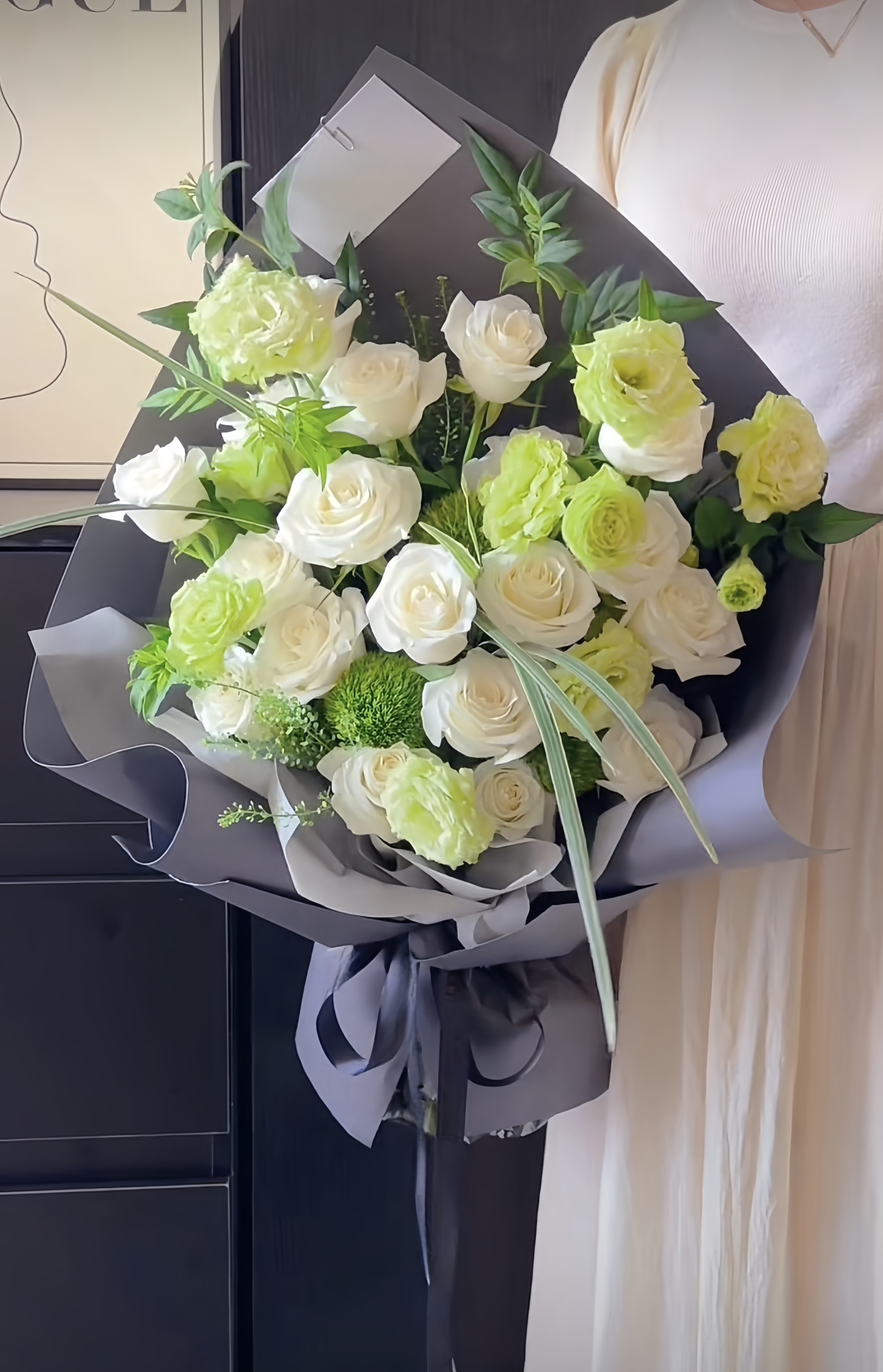 Green Whisper & White Rose