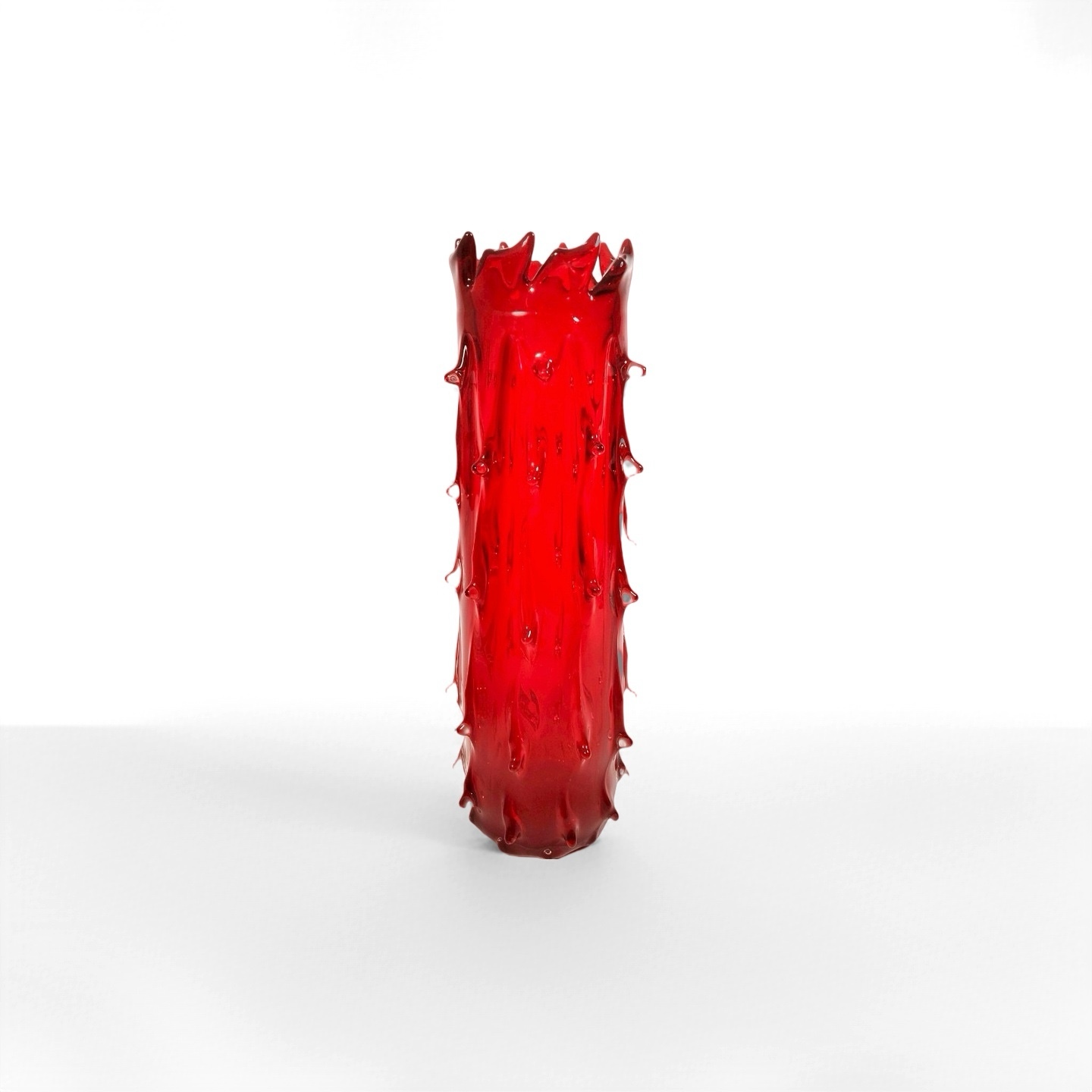 Red Glass Thorn Vase