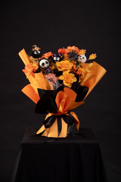 Halloween Bloom Thrill